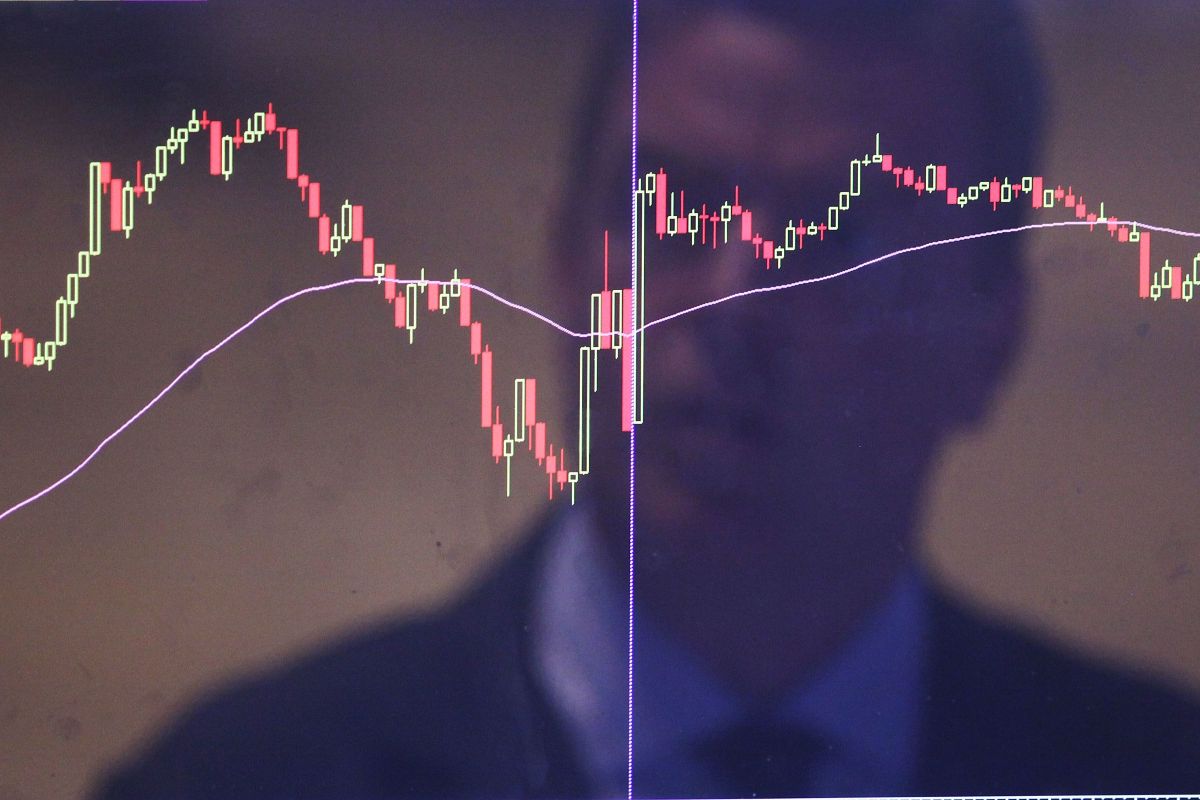 US stocks are poised to hit new lows this year, survey of investors shows